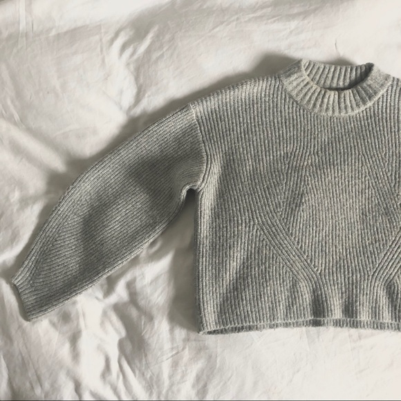 H&M light grey knitted sweater - Picture 2 of 2